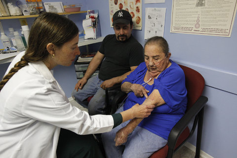 Dr. Naomi Clancy with a patient at Hidalgo Medical Services-Bayard Community Health Center