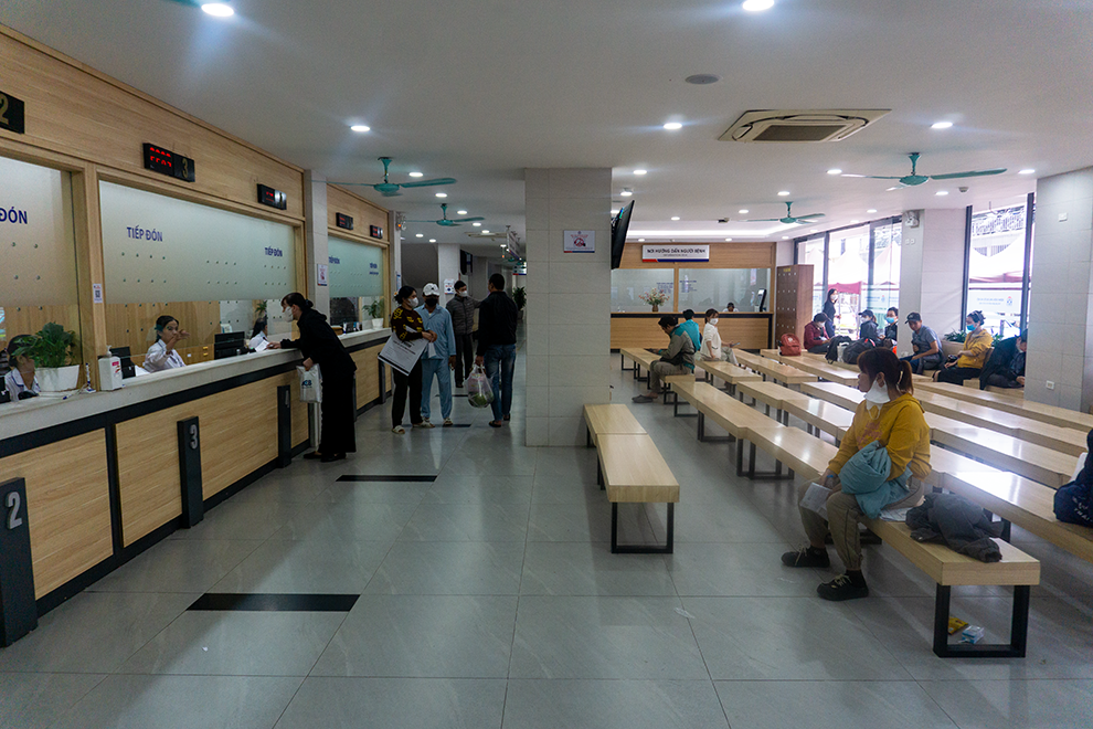 The waiting room of the Hanoi Oncology Hospital